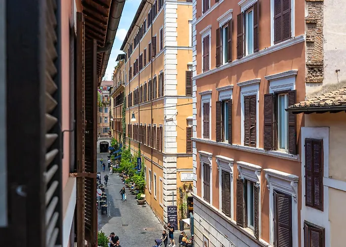 Decimo Meridio- At Spanish Steps- Roma